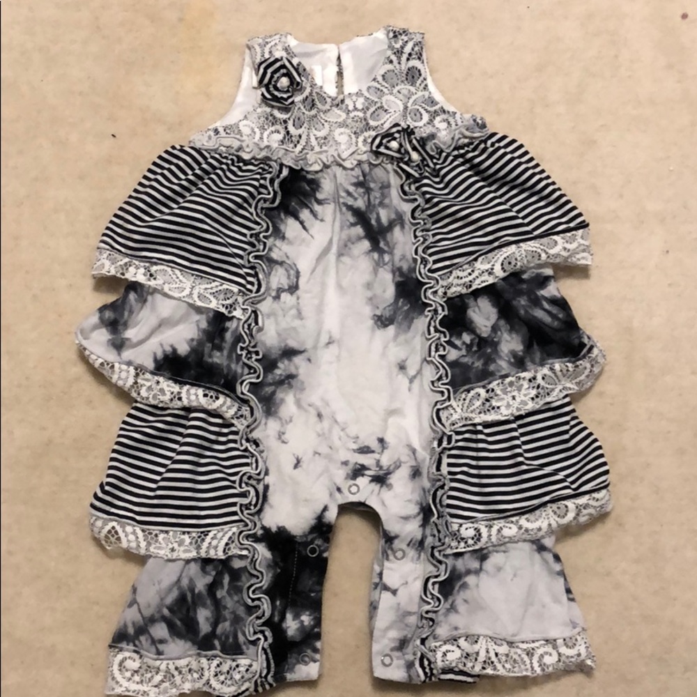 Baby jumpsuit